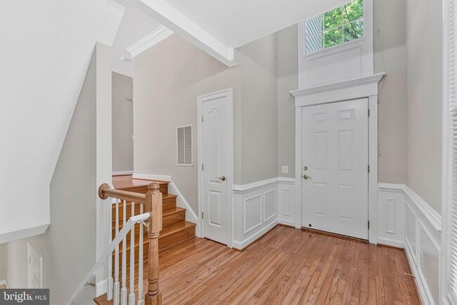 Building Photo - 9546 Lagersfield Cir