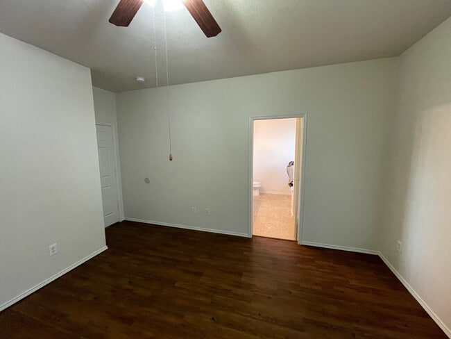 Primary - 5149 Raymond Dr