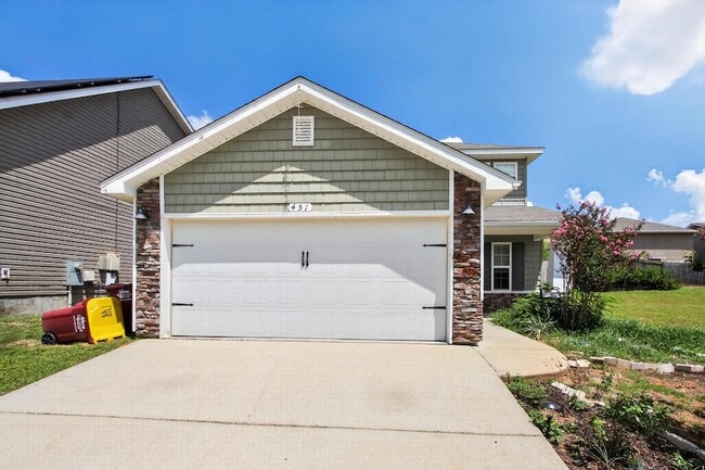 Photo - 451 Eisenhower Dr