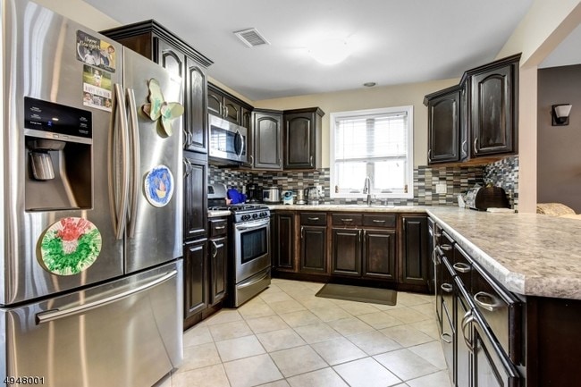 Photo - 221 Hillside Ave