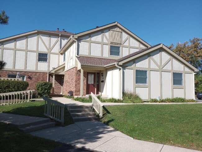 Photo - 110 Queens Cove Townhome