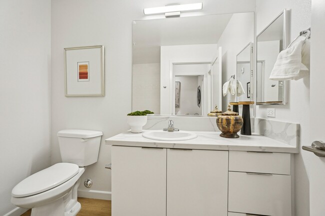 2BR, 1 BA - Bathroom