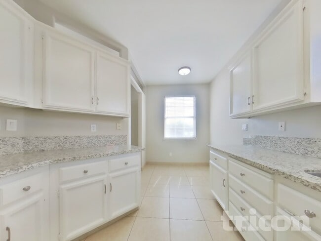 Photo - 4149 Shandwick Dr