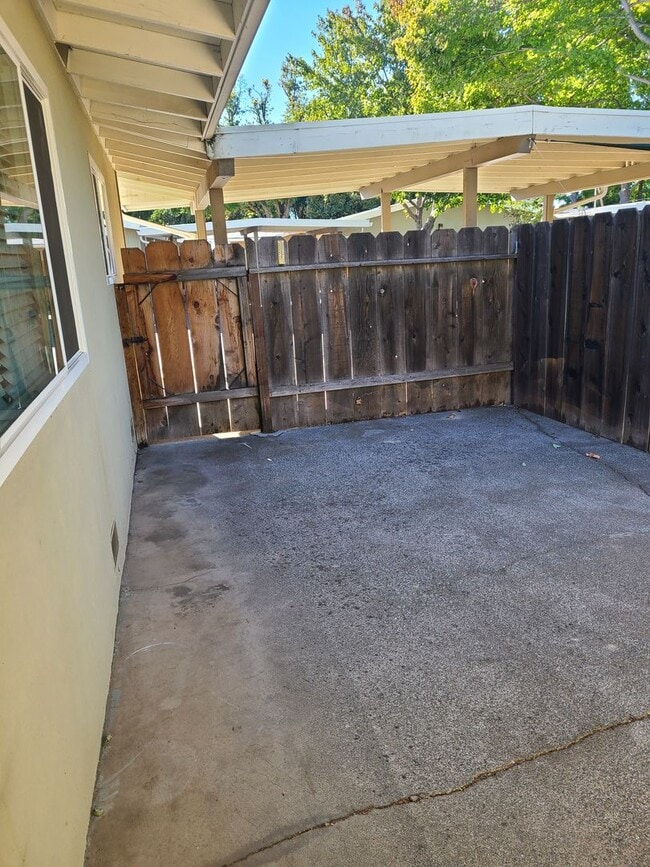 Photo - 139 W Lassen Ave Unit 24