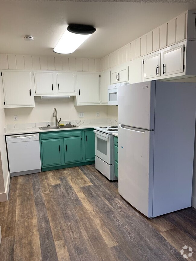 Building Photo - 2 Bdrm 1 Ba | Baxter & Northern Lights are... Rental
