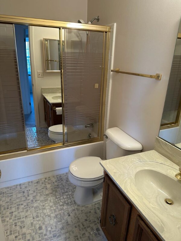 23743 Stonehenge Blvd Condo For Rent in Novi, MI