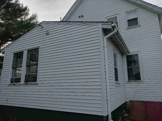 Photo - 25 Spruce St