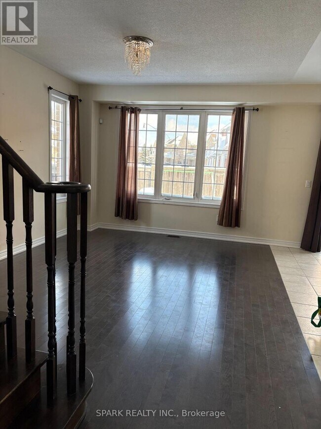 Photo - 15 Kawana Rd