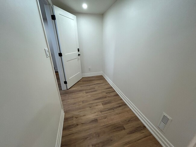 Entrée de l'appartement - 365 Kingsview Dr