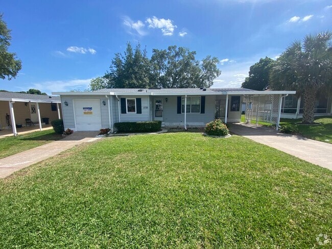 Building Photo - Beautiful 2 + 2, ANNUAL Lease In Orange Bl... Rental