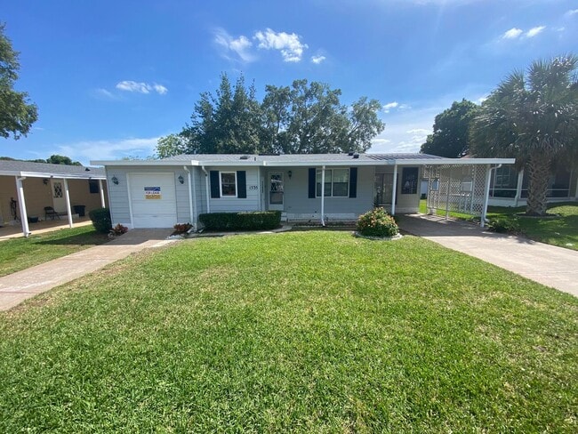 Building Photo - Beautiful 2 + 2, ANNUAL Lease In Orange Bl... Rental