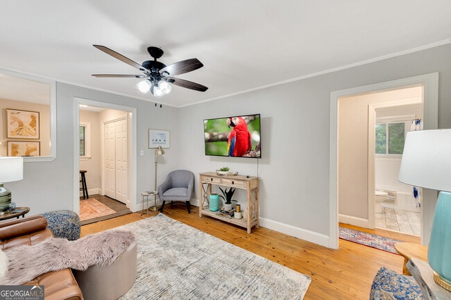 Photo - 192 Woods Dr NE