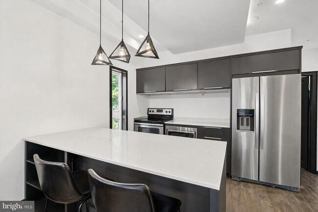 Photo - 519 N 38th St