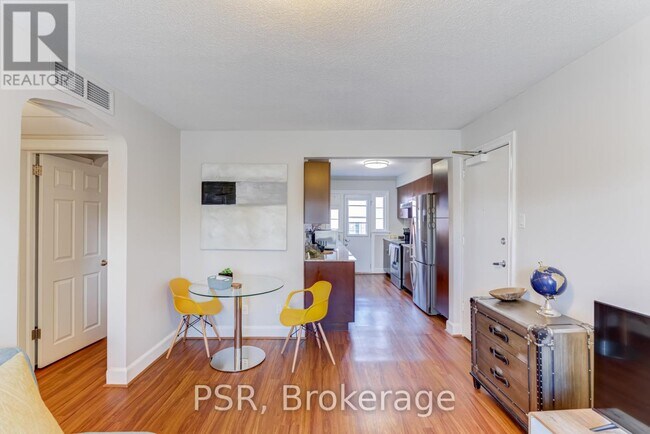 Photo - 4 Sutherland Dr