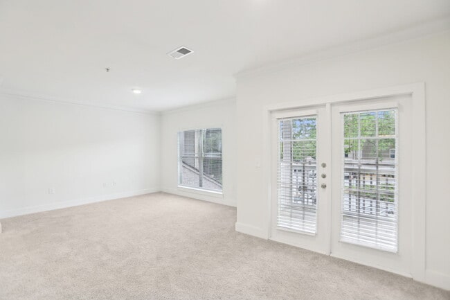 Wesley Kensington Apartments at Stonecrest