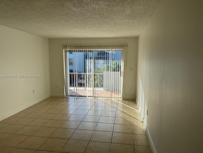 Photo - 1725 W 60th St Unit F206