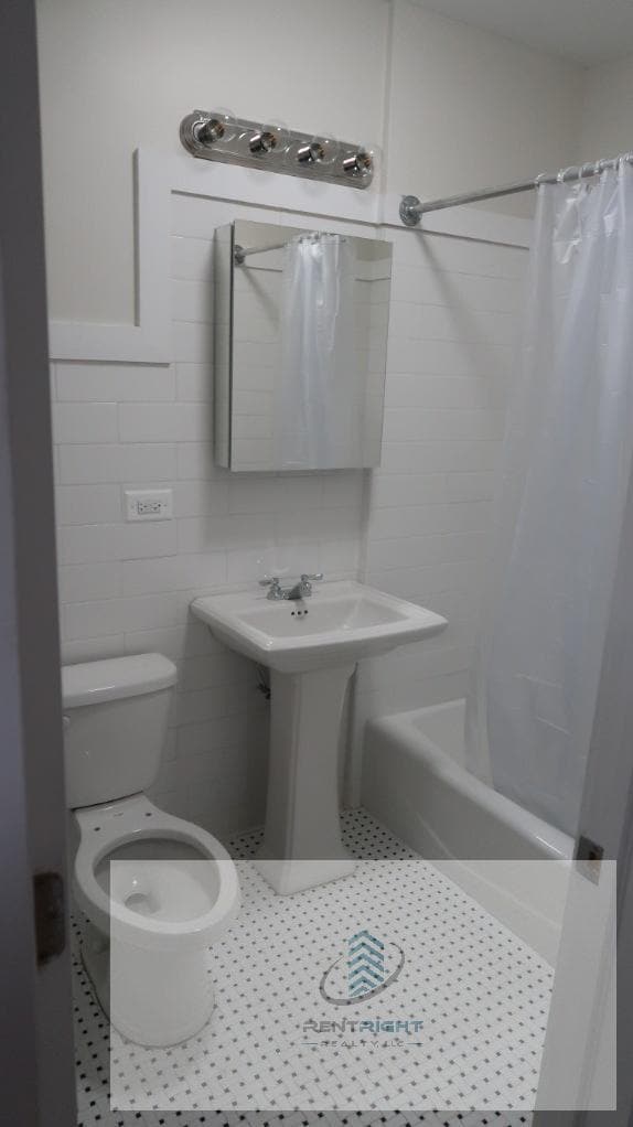 Photo - 4915 W Belle Plaine Ave Unit 4915-G