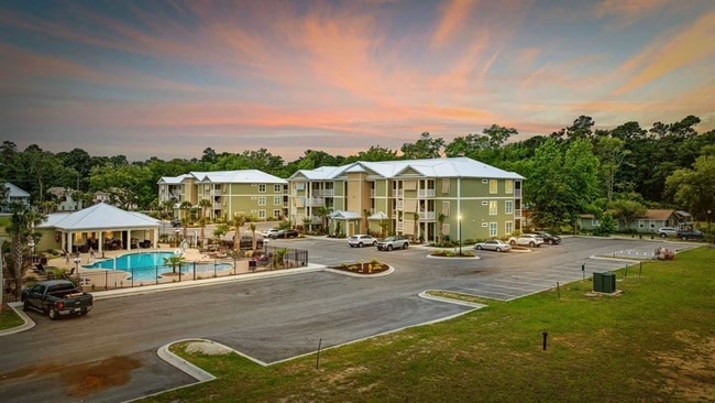 Building Photo - 81 Delray Dr