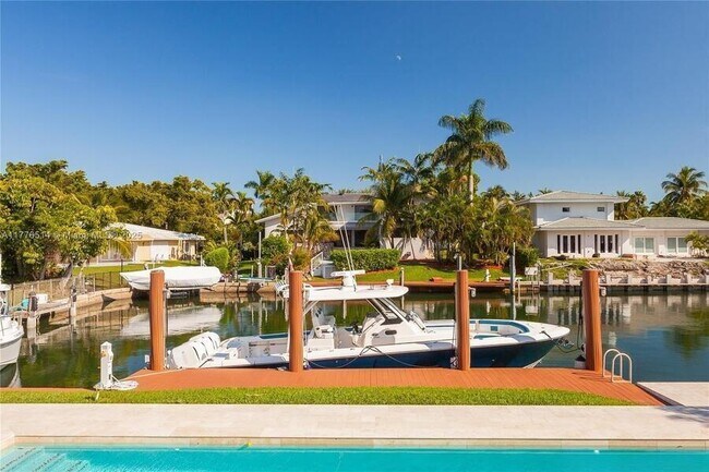 Photo - 6831 Sunrise Ct