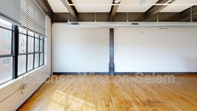 Photo - 101 E. Sixth St. Unidad 509