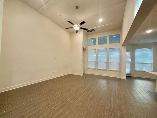 Photo - 4 Bed 3 Bath Austin Tx!!!! NEW MANAGEMENT