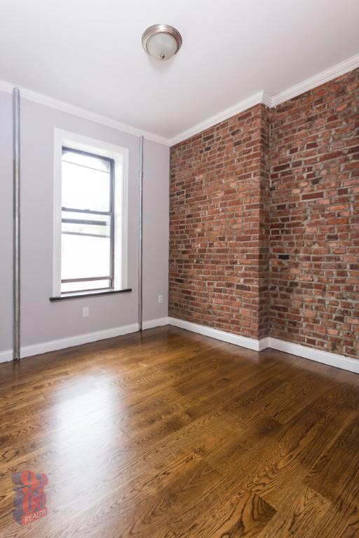 Photo - 199 E 3rd St Unidad 5B