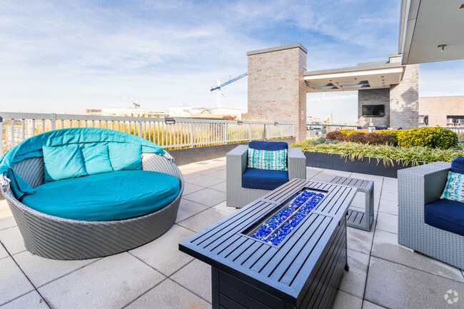 Rooftop Lounge
