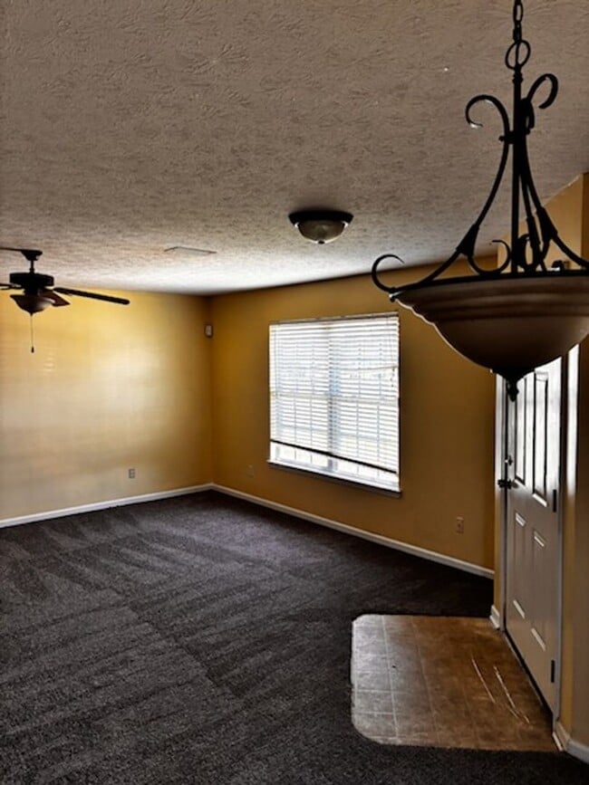 Photo - First two weeks free for approved applicant