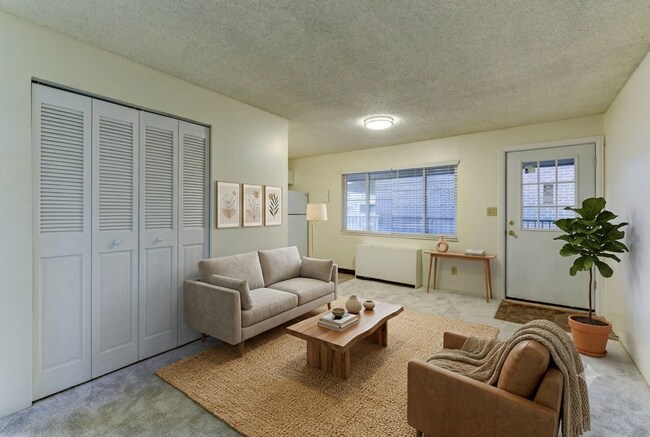 3161 Madison Ave Unit #Q423