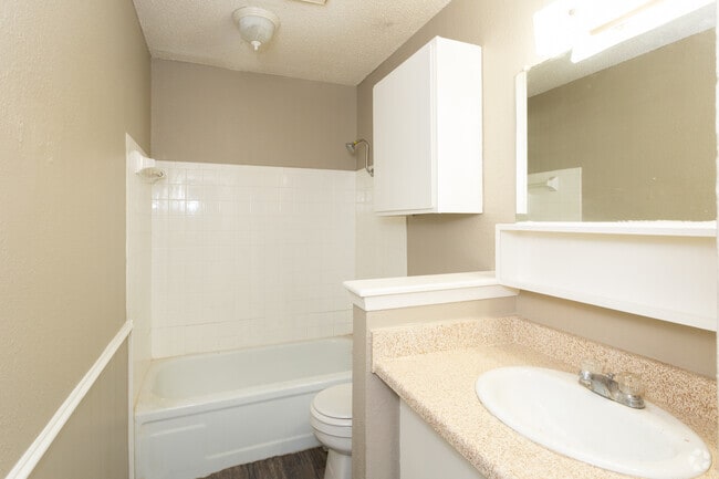 1HAB 1BA - 578 ft²