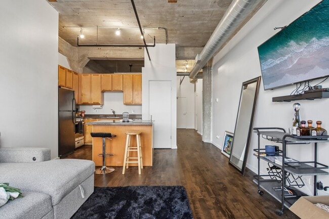Photo - 1528 S Wabash Ave