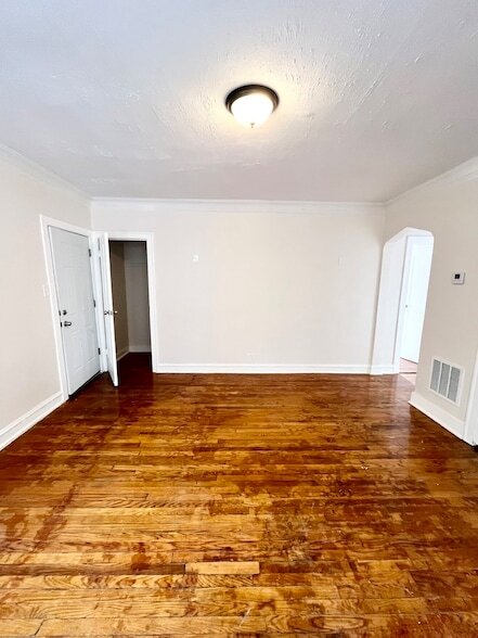 Photo - 1148 N Lawndale Ave Unit 1