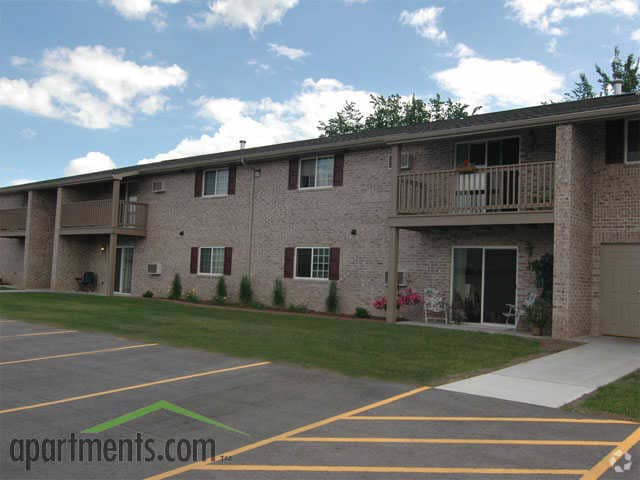 Building - Layden Drive Estates Apartments