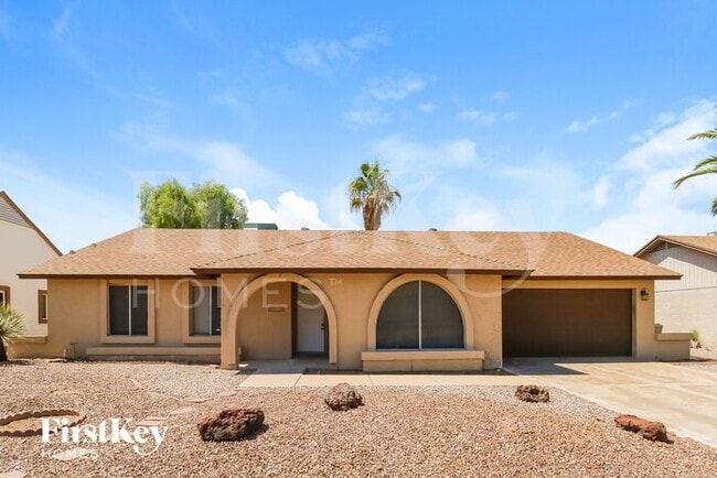 Photo - 6015 W Poinsettia Dr House