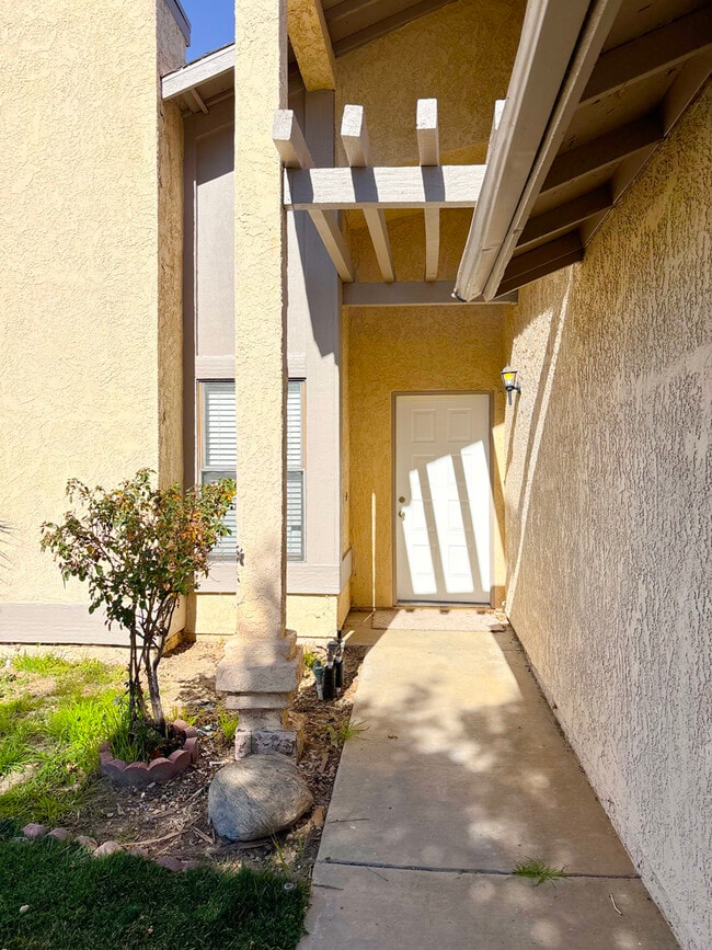 Photo - 4745 Karling Pl