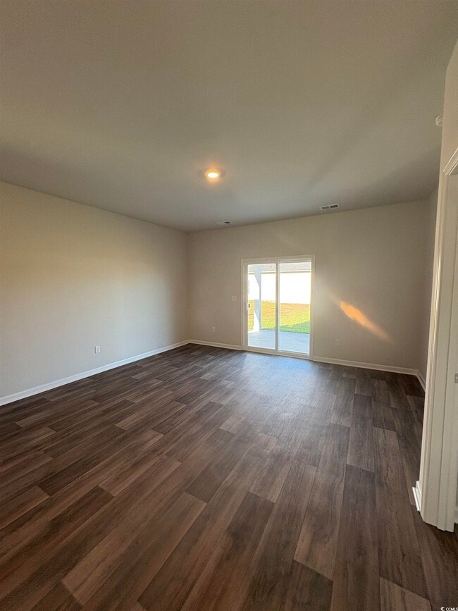 Photo - 820 Wapama St