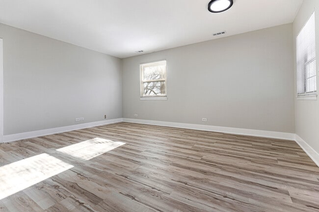 Photo - 59 Gant Cir Unit H