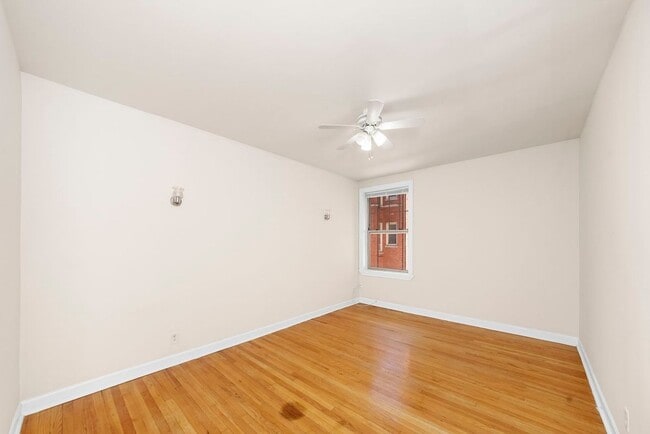Photo - 550 W Aldine Ave Unit 556-W2