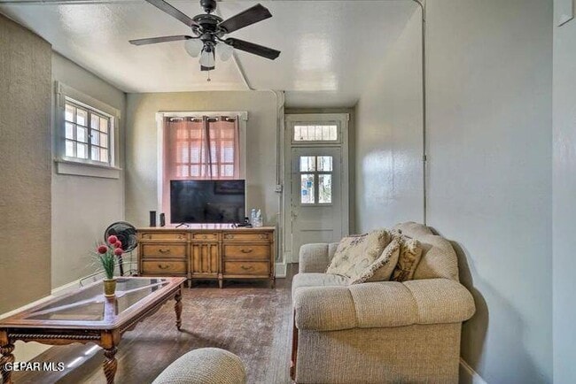 Photo - 505 W Missouri Ave