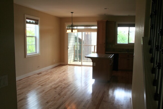 Photo - 9398 SW 153rd Ave