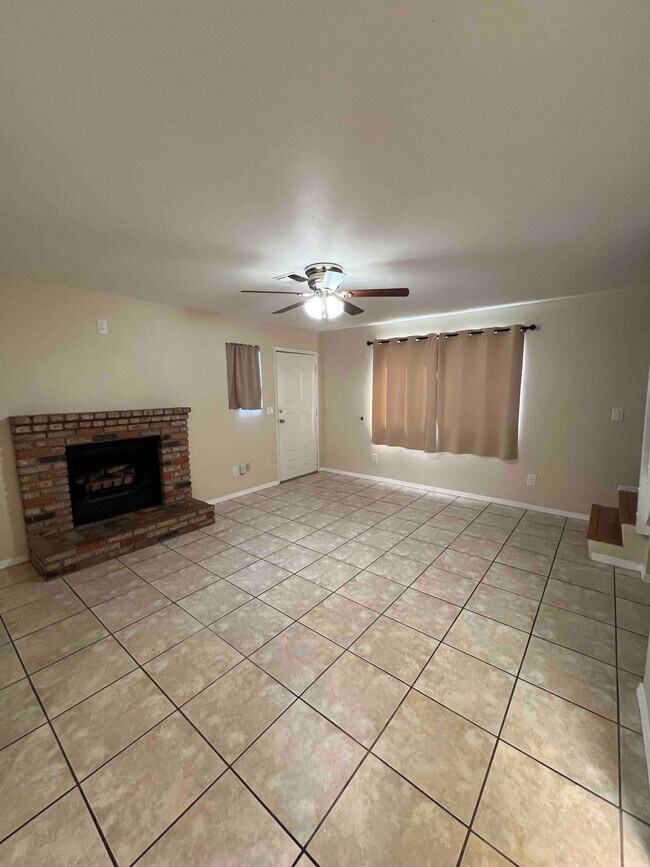 Living Room - curtains closed - 4482 38th St