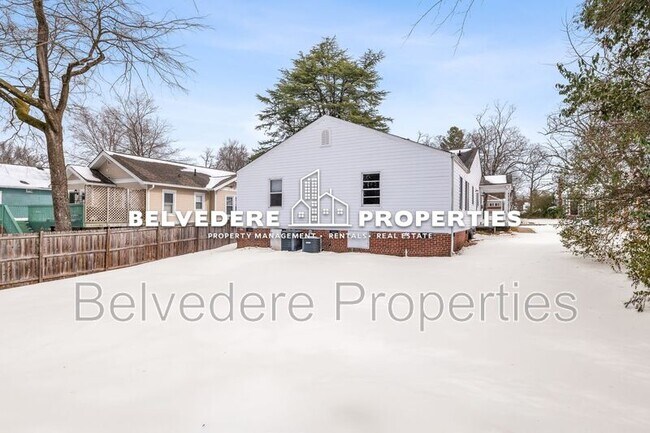 Photo - 720 S Elam Ave