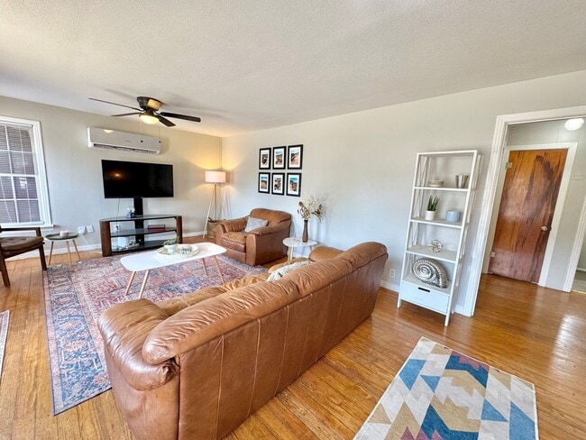 Photo - Blue Wall Oasis Mid-Term Rental 2/1 with a...
