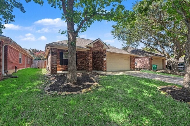 Photo - 15403 Court Green Trail