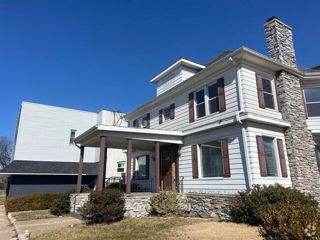 Building Photo - 403 W Lincolnway W Hwy Rental
