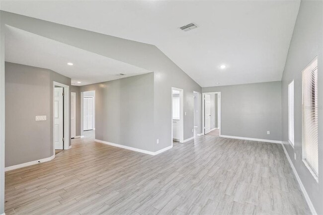 Photo - 1431 Sackett Cir