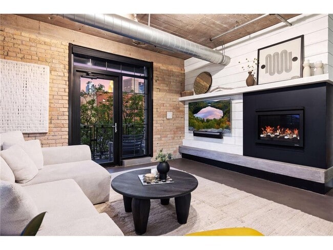 Photo - 525 N 3rd St Unit 306