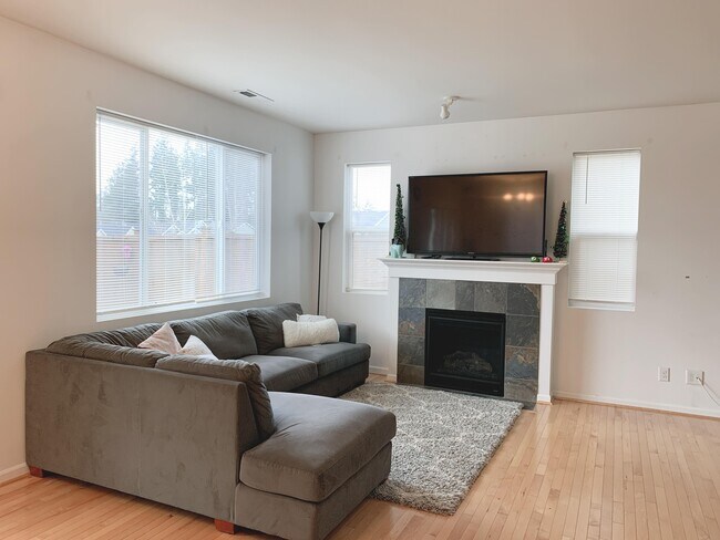 Photo - 17724 39th Dr SE