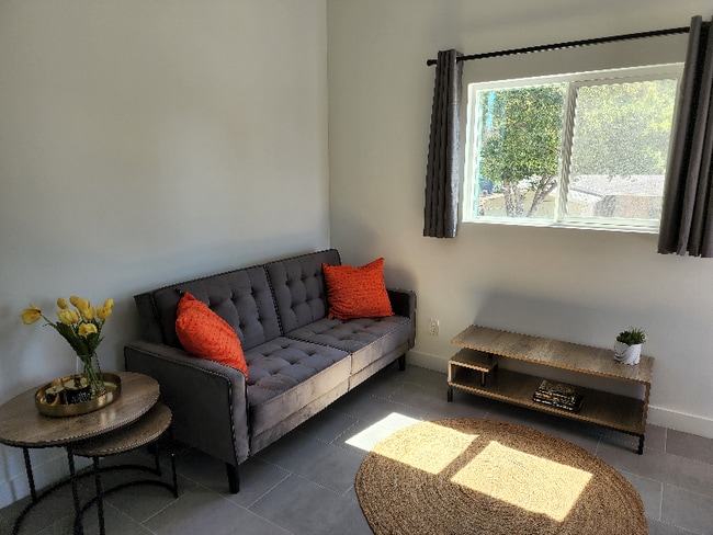 6653 Melba Ave Unit 2