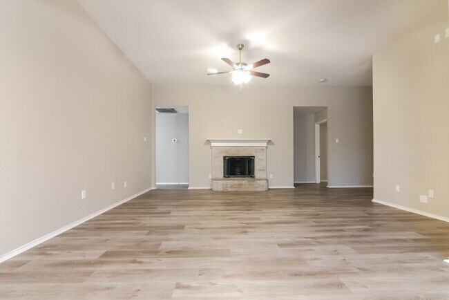 Photo - 1310 Gray Dawn Dr